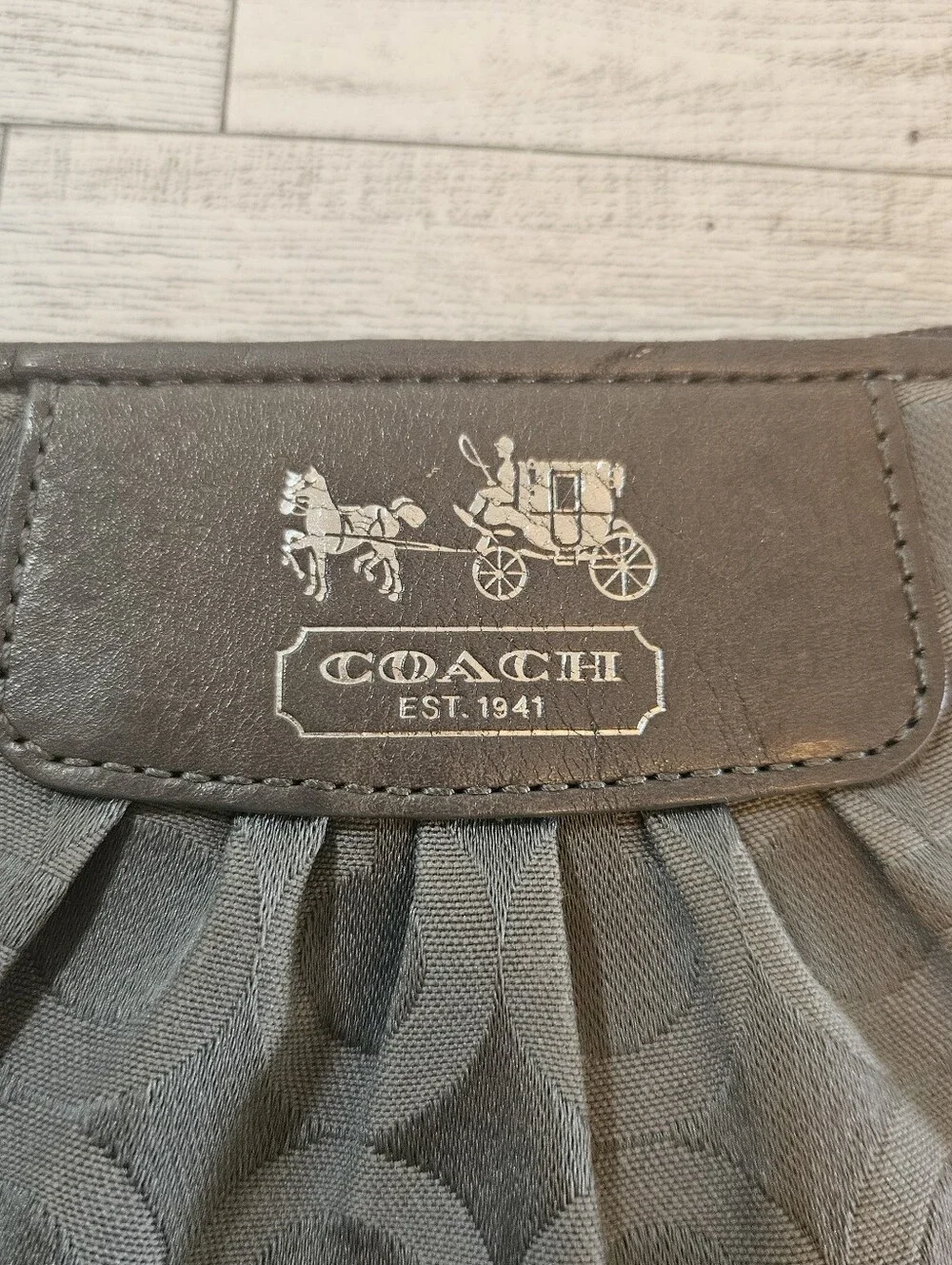 Coach Signature Pleated Wristlet Pouch Wallet Clutch Gray